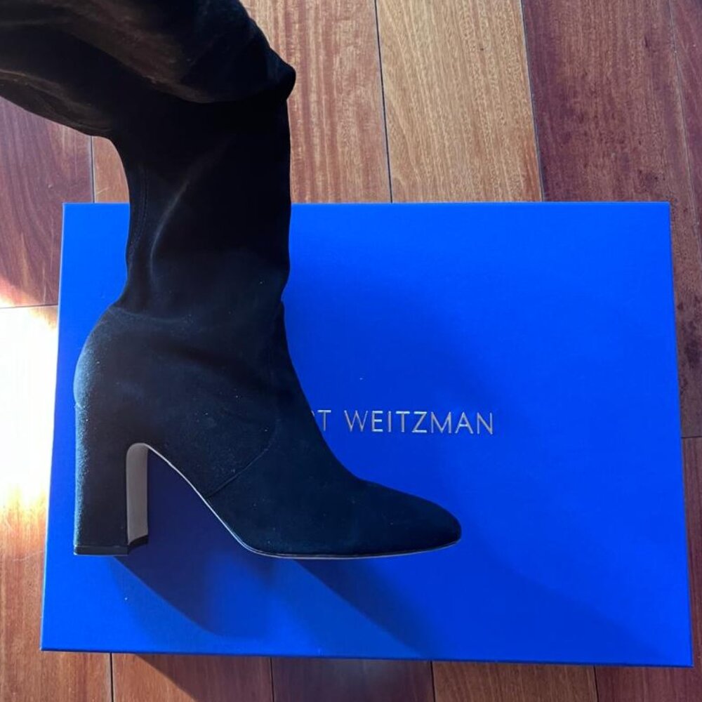 Stuart weitzman (Long Over-the-knee) M9.5